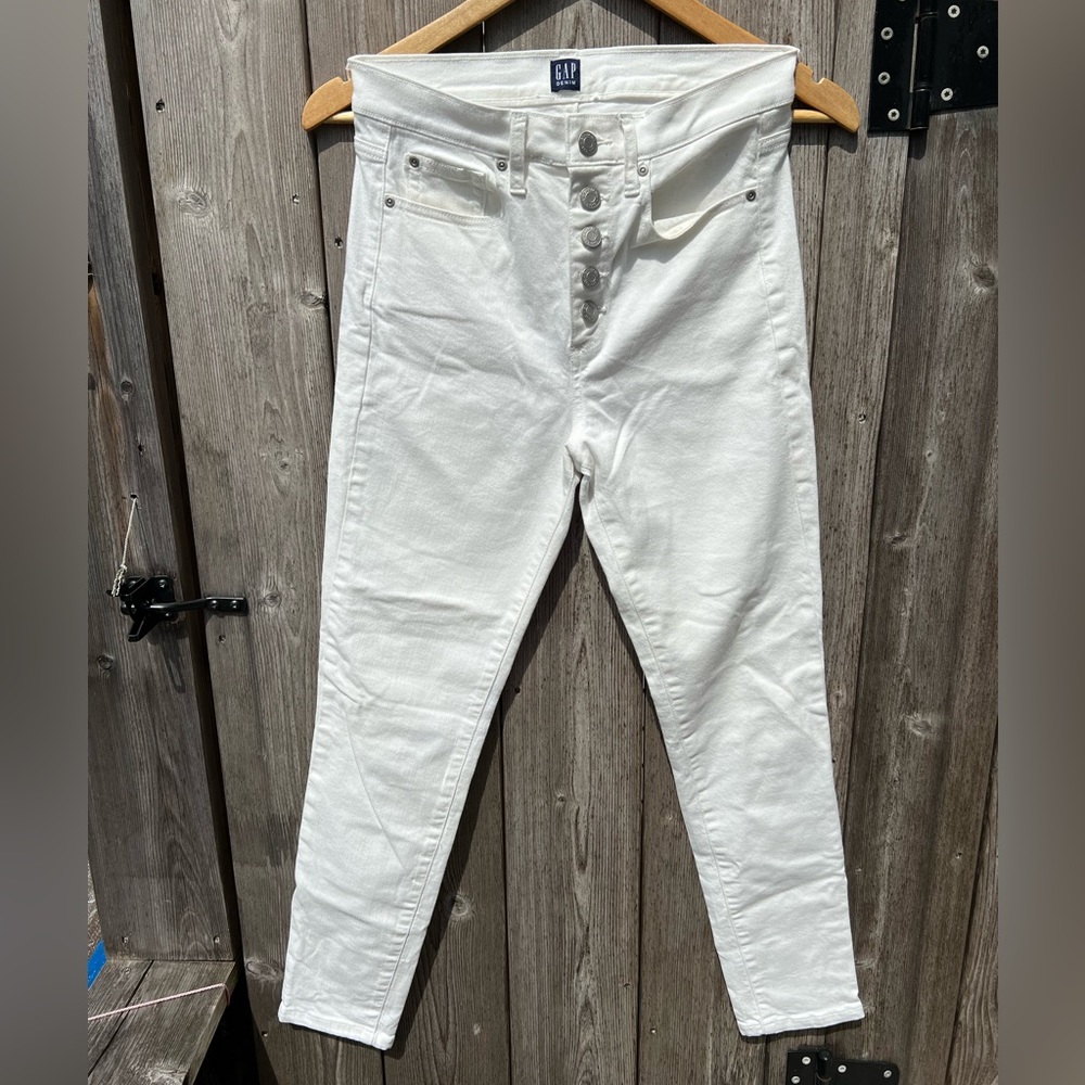 Gap True Skinny White Jeans